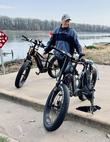 A Perfect Spring Ride Along the Missouri River